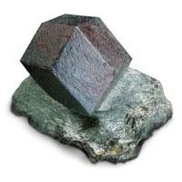 Granat als Stein
